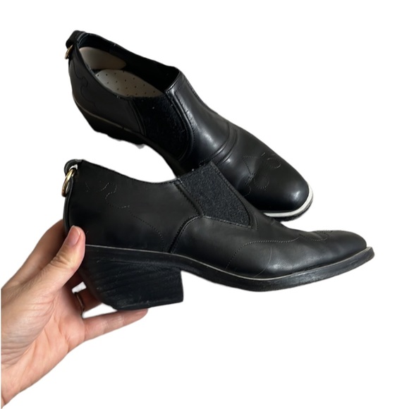 rag & bone Shoes - Rag and Bone black shoes size 8